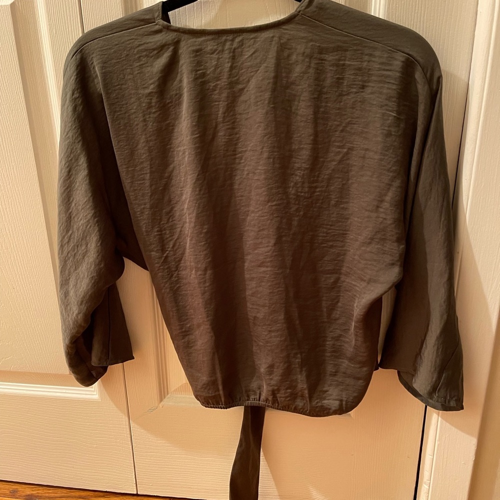 Express Olive color top. 3/4 sleeve. Elastic waist - Picture 2 of 3